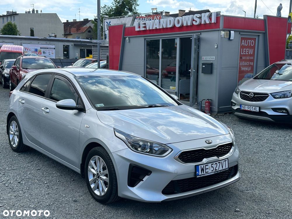 Kia Ceed 1.6 CRDi SCR L - 1