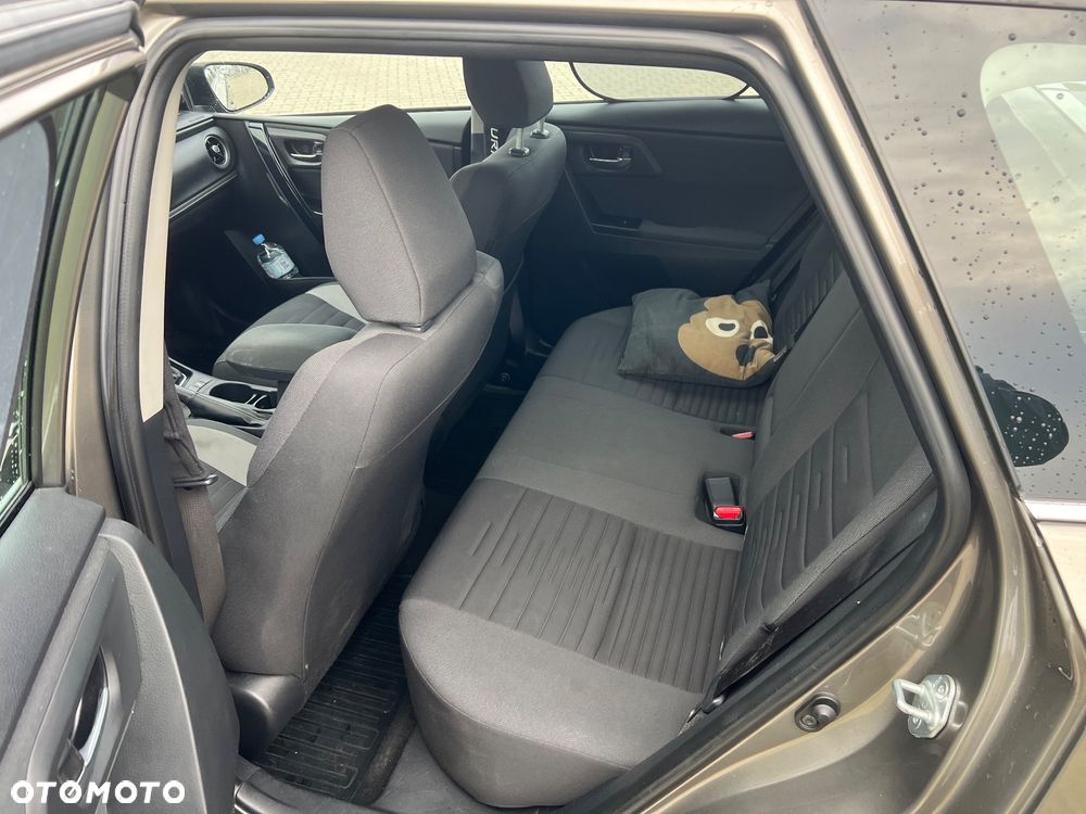 Toyota Auris 1.33 VVT-i Comfort - 12