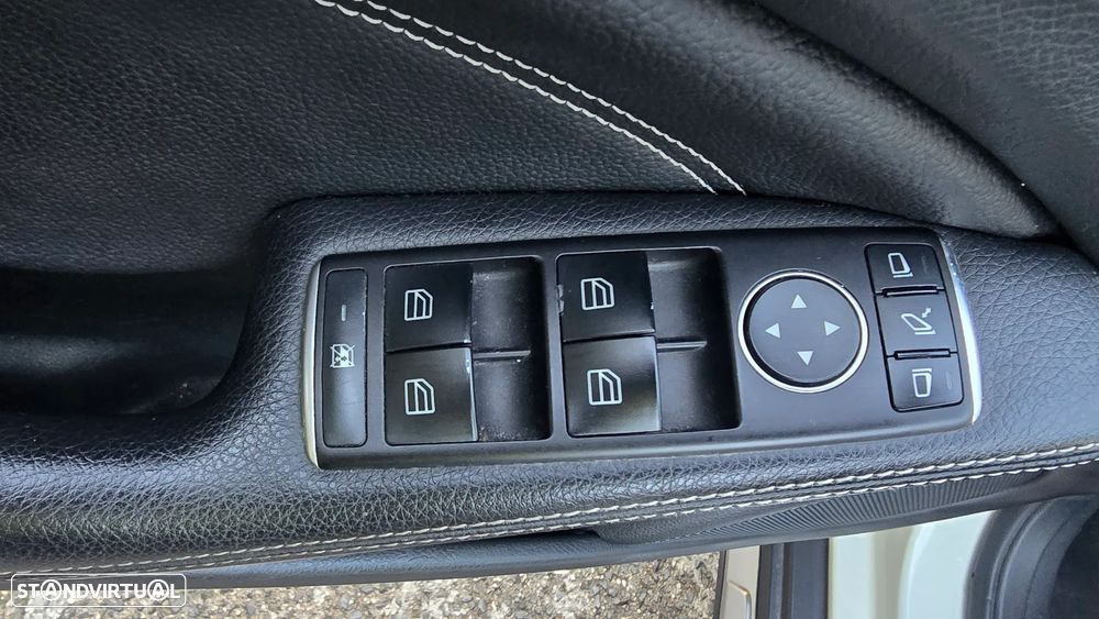 Mercedes-Benz GLA 180 - 36