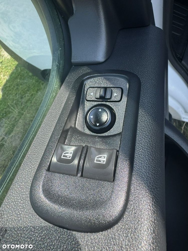 Renault Master - 17
