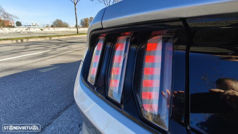 Ford Mustang 2.3i EcoBoost Aut. - 26