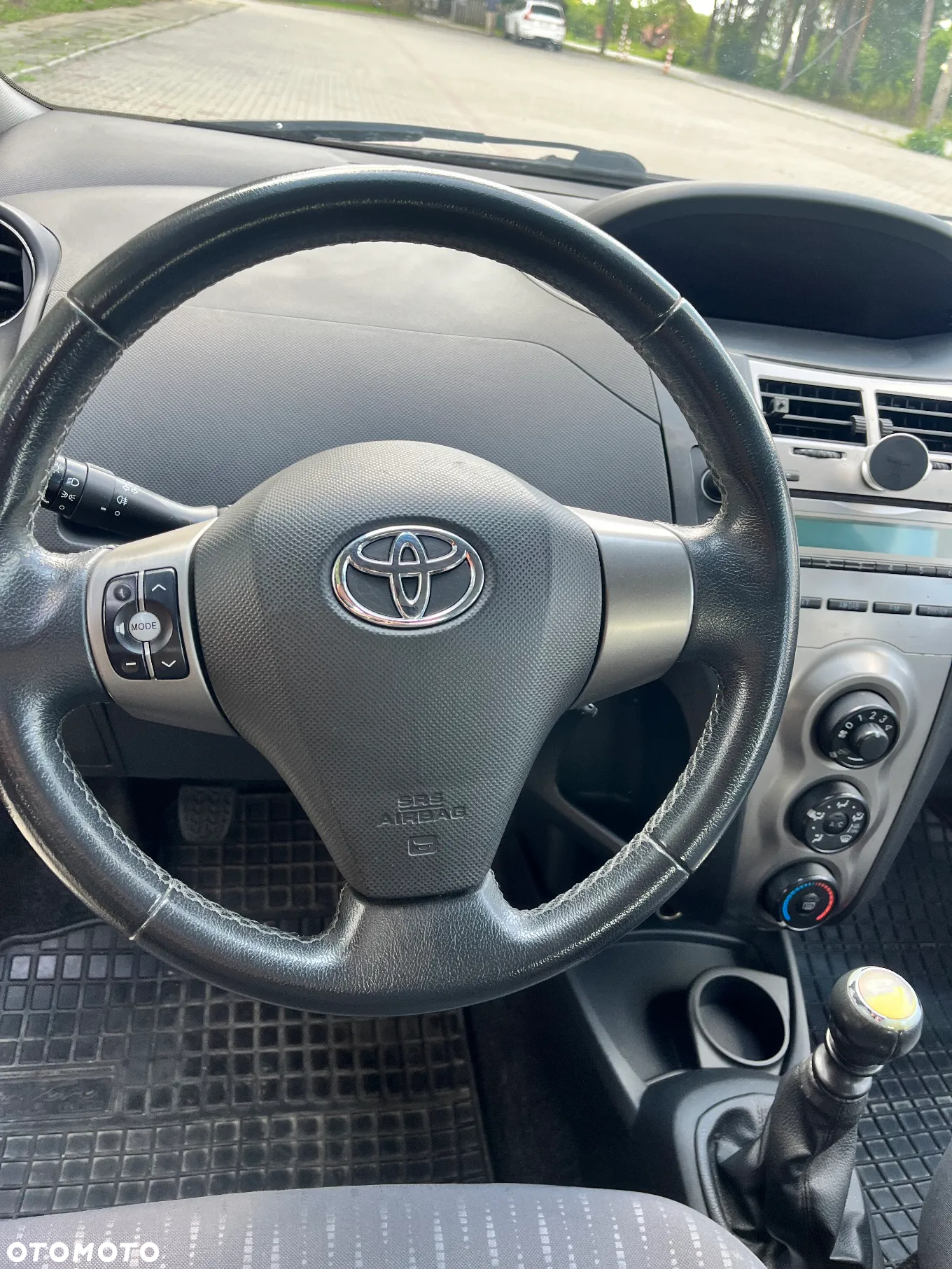 Toyota Yaris - 3