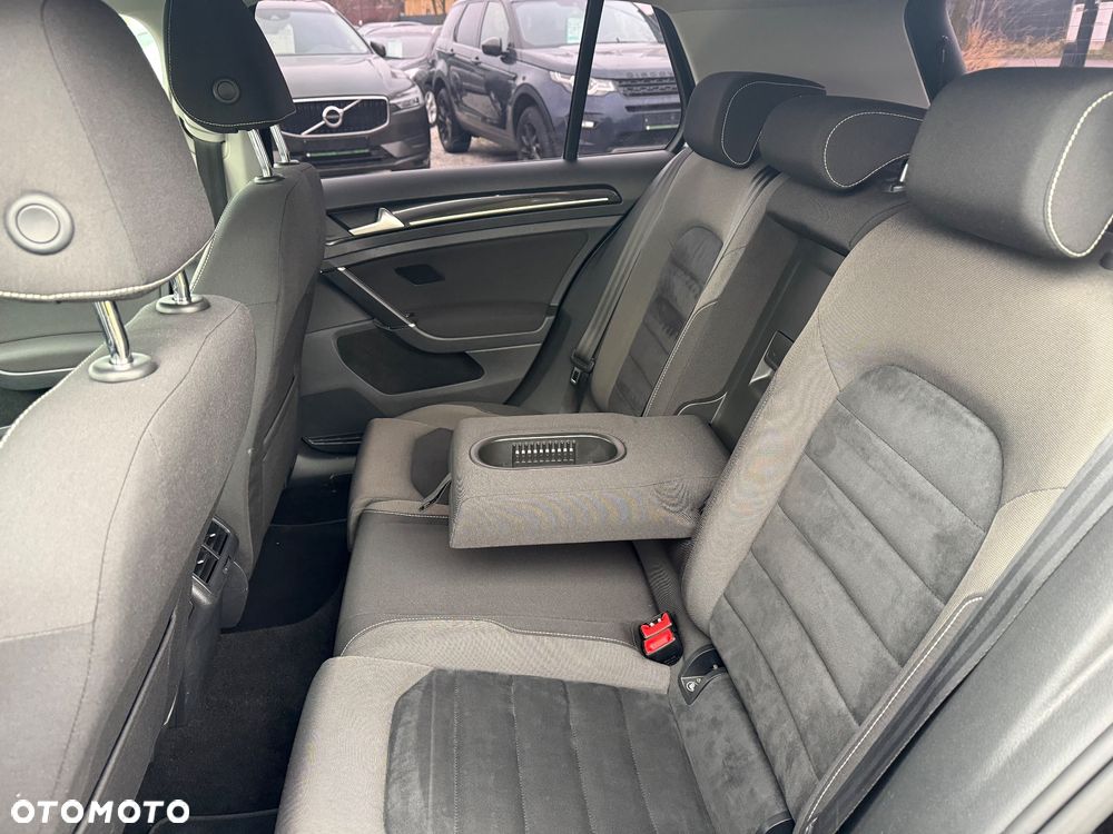 Volkswagen Golf 1.6 TDI 4Motion BlueMotion Technology Trendline - 22