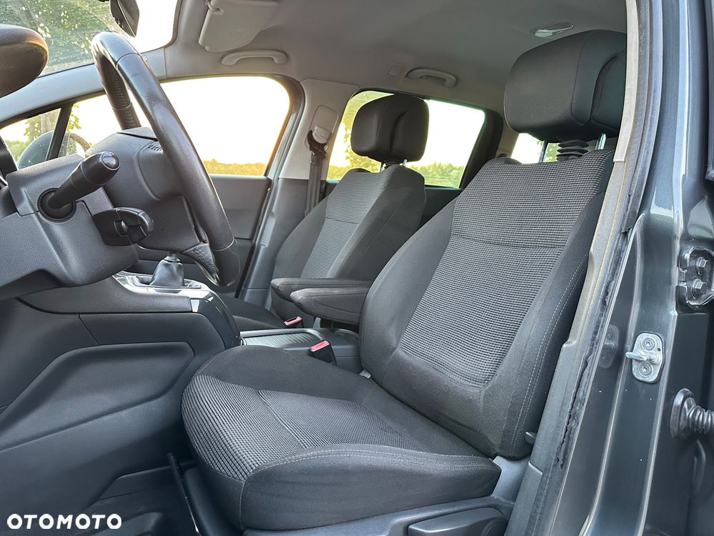 Peugeot 5008 HDI FAP 110 Business-Line - 24