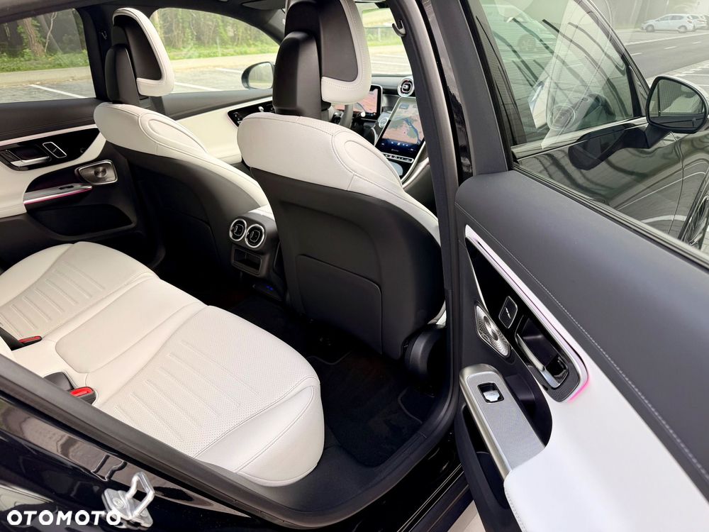 Mercedes-Benz GLC 220 d mHEV 4-Matic AMG Line - 24