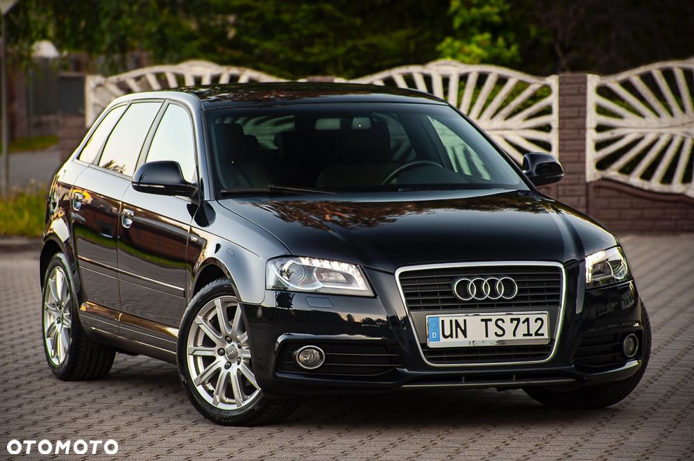 Audi A3 Sportback 1.8 TFSI S line Sportpaket - 2