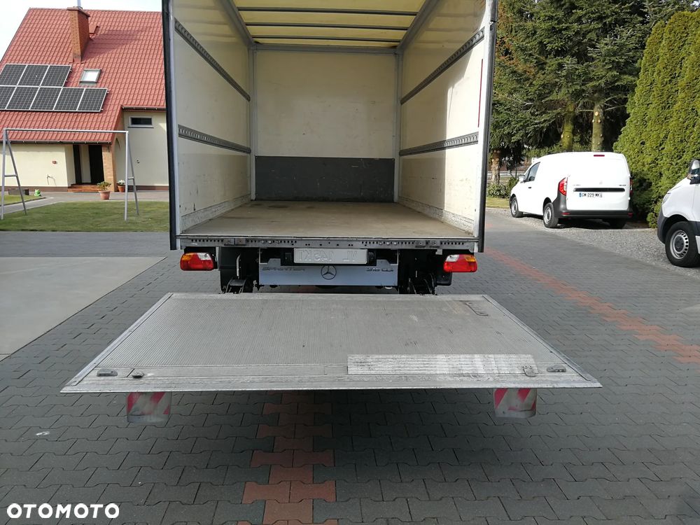 Mercedes-Benz Sprinter - 7