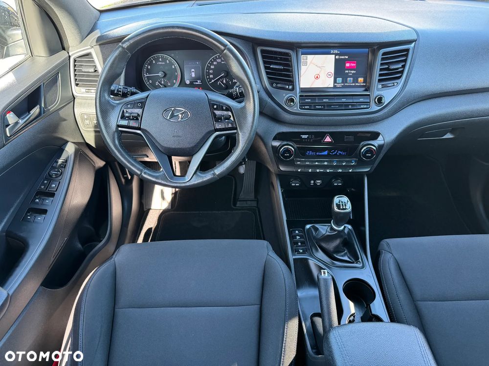 Hyundai Tucson blue 1.6 GDi 2WD Passion - 22