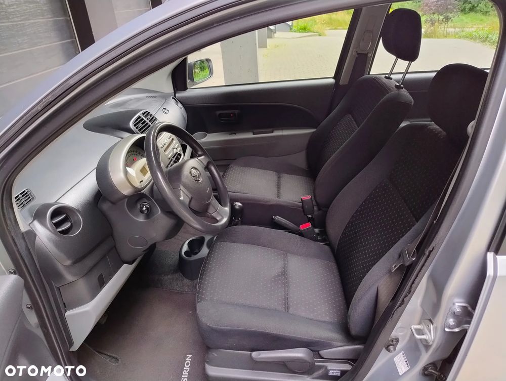 Daihatsu Sirion 1.0 CooLine - 18