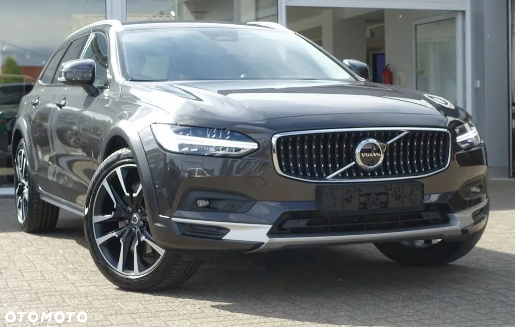 Volvo V90 Cross Country B5 B AWD Ultimate - 2