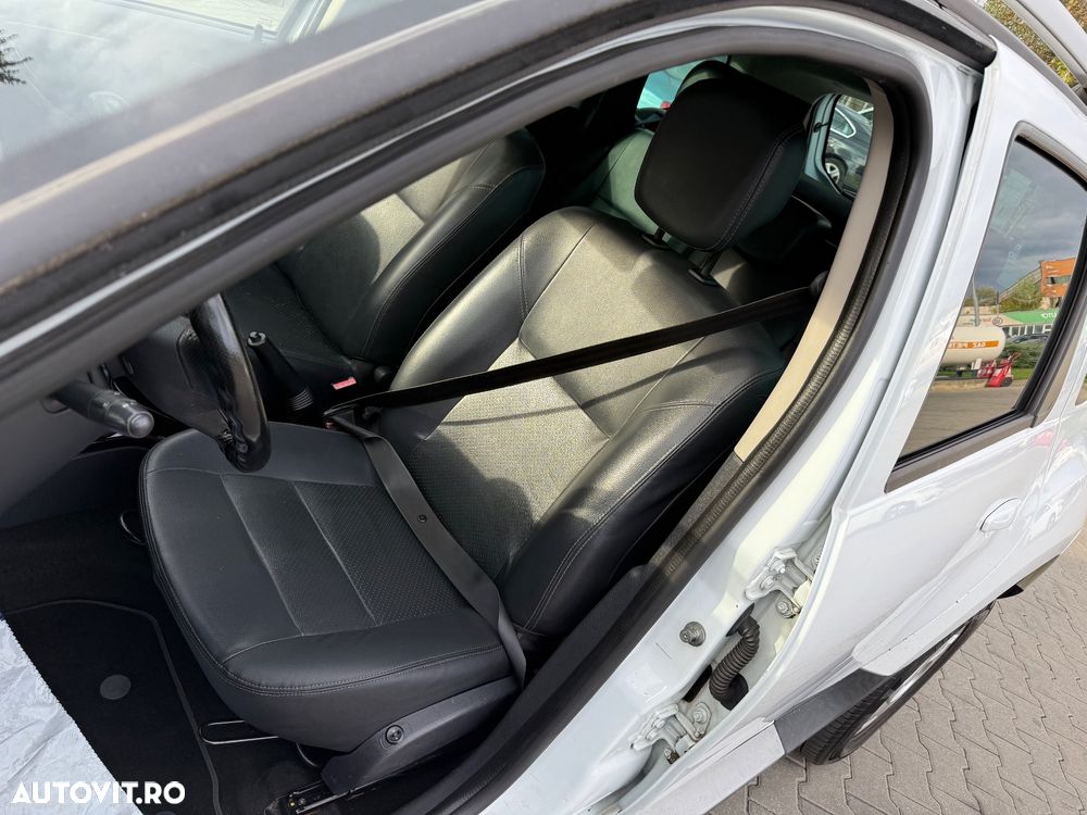 Dacia Duster dCi 110 FAP 4x2 Prestige - 9