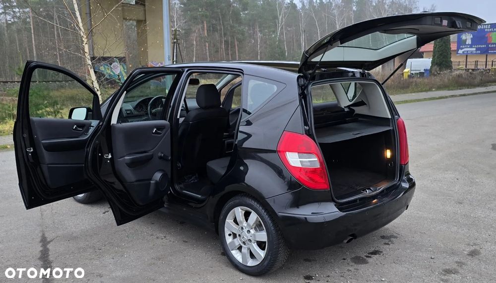 Mercedes-Benz Klasa A 160 BlueEFFICIENCY Avantgarde - 29