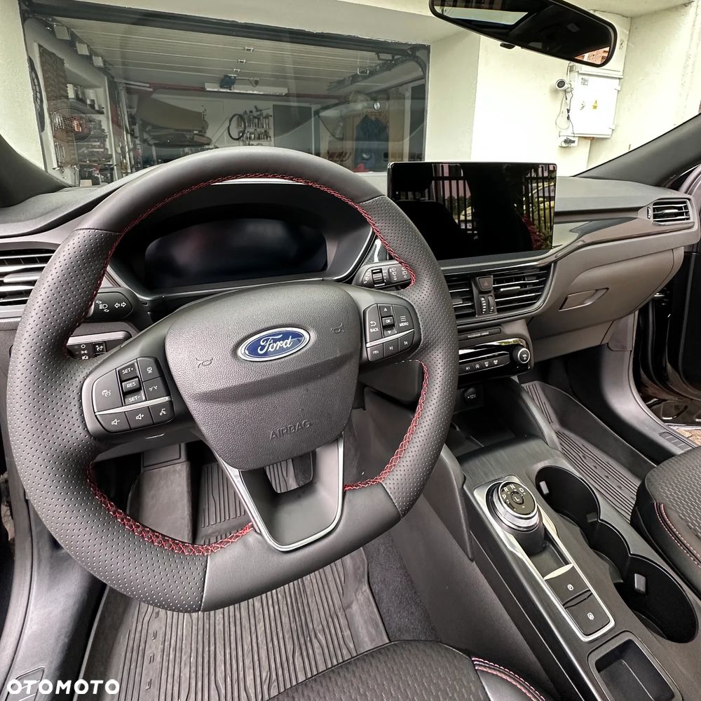 Ford Escape ver-2-0-ecoboost-awd-titanium - 15