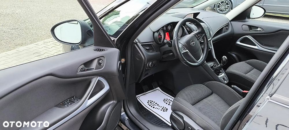 Opel Zafira - 8