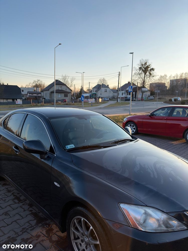 Lexus IS 220 D Prestige - 8
