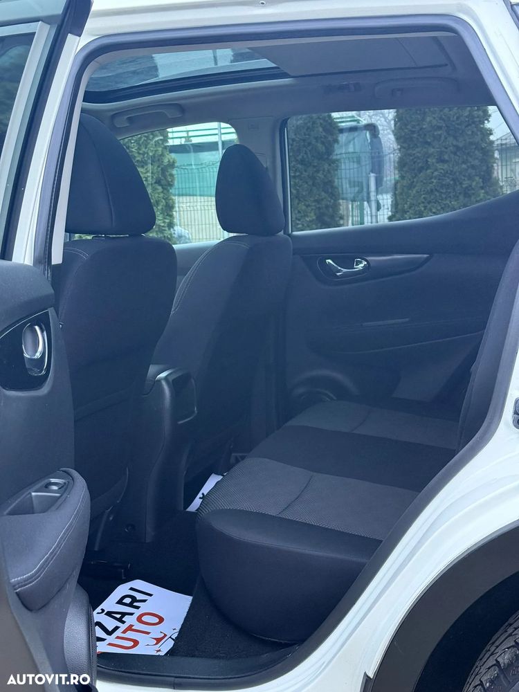 Nissan Qashqai 1.6 DCI N-Connecta - 8