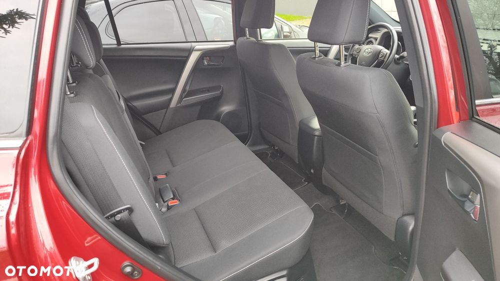 Toyota RAV4 Hybrid Premium 4x2 - 16