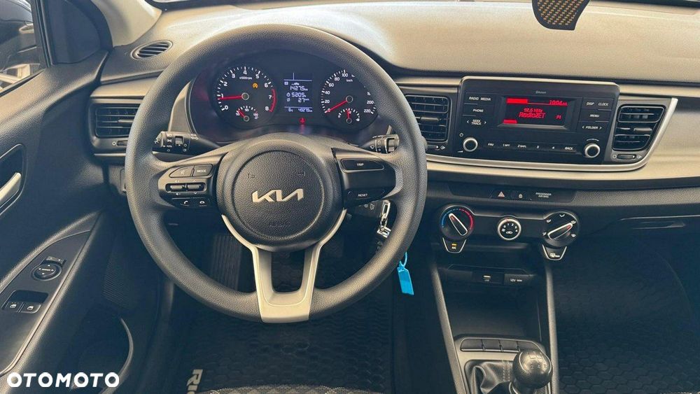Kia Rio - 36