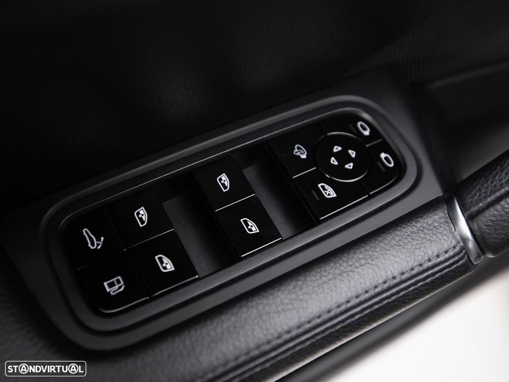 Porsche Cayenne Coupé E-Hybrid - 20