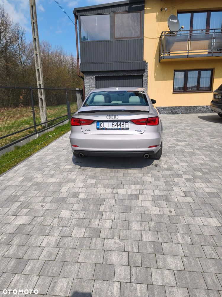Audi A3 Limousine 40 TFSI Quattro S tronic - 3