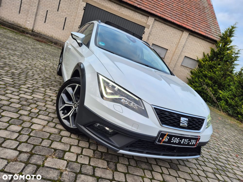 Seat Leon 2.0 TSI 4Drive DSG OPF X-Perience - 2
