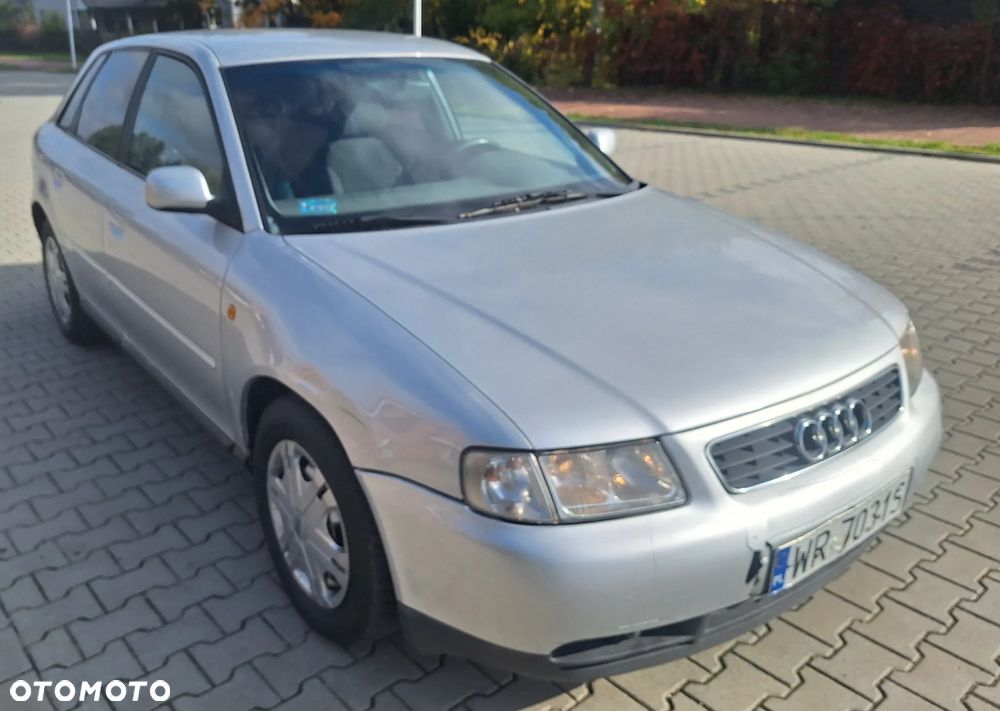 Audi A3 Sportback 1999 photo 2