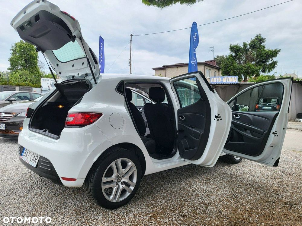 Renault Clio - 12