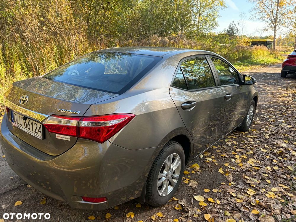 Toyota Corolla - 5