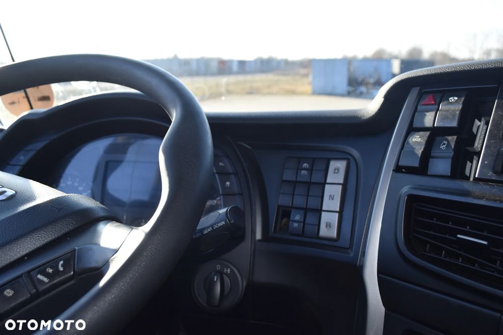 Iveco Stralis - 18