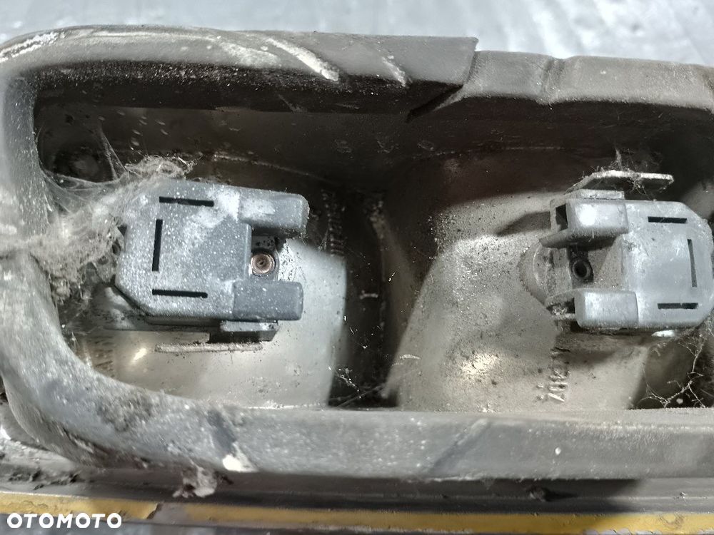 KIERUNKOWSKAZY PRZÓD KOMPLET FIAT 125P - 3