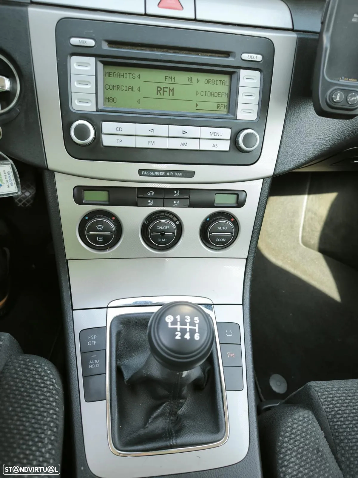 VW Passat 2.0 TDI Confortline - 16