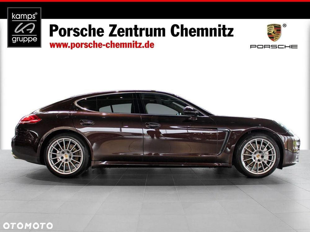 Porsche Panamera - 23