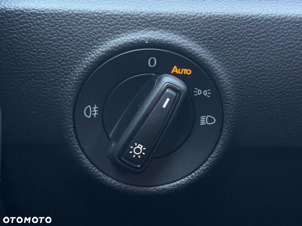 Volkswagen T-Roc 1.5 TSI Life - 25
