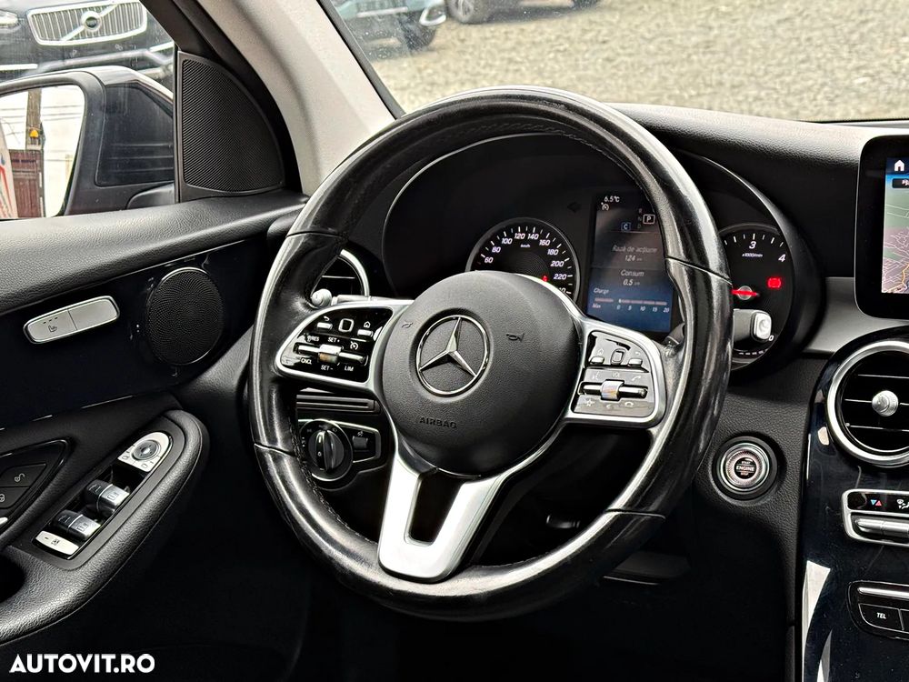 Mercedes-Benz GLC 300 d 4MATIC 9G-TRONIC - 30