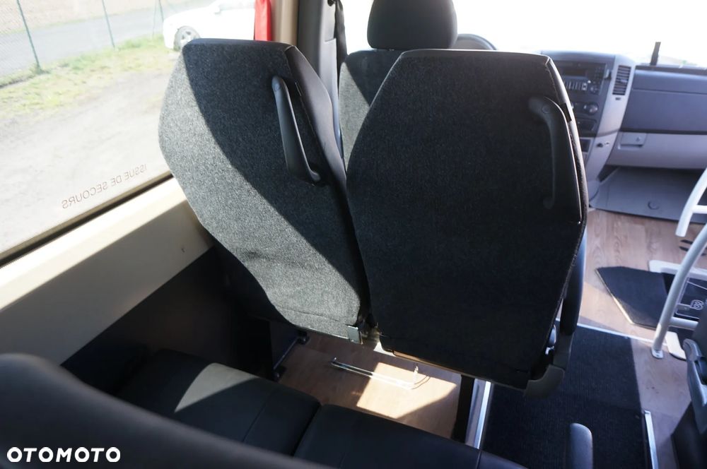 Mercedes-Benz SPRINTER - 31