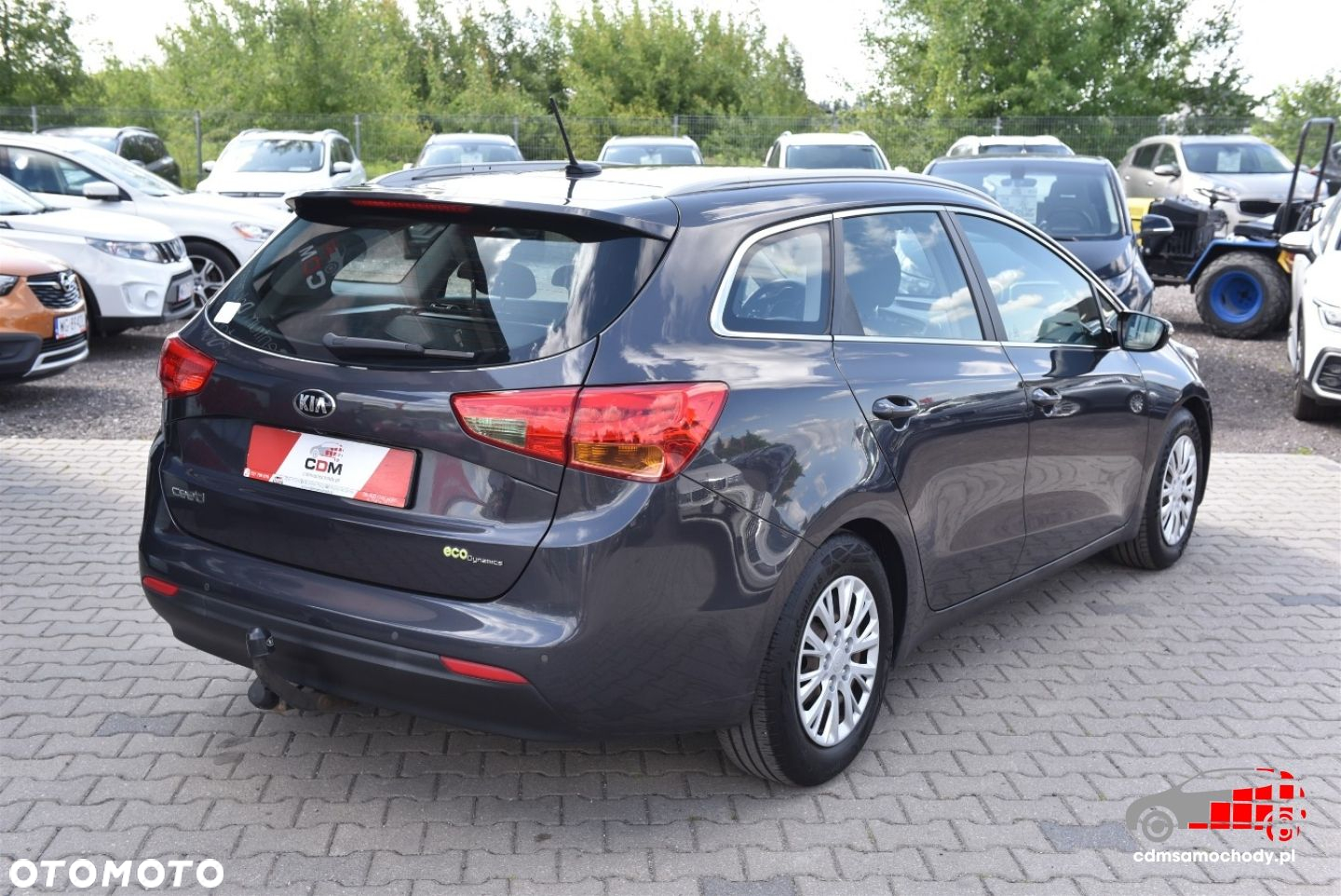 Kia Ceed - 10