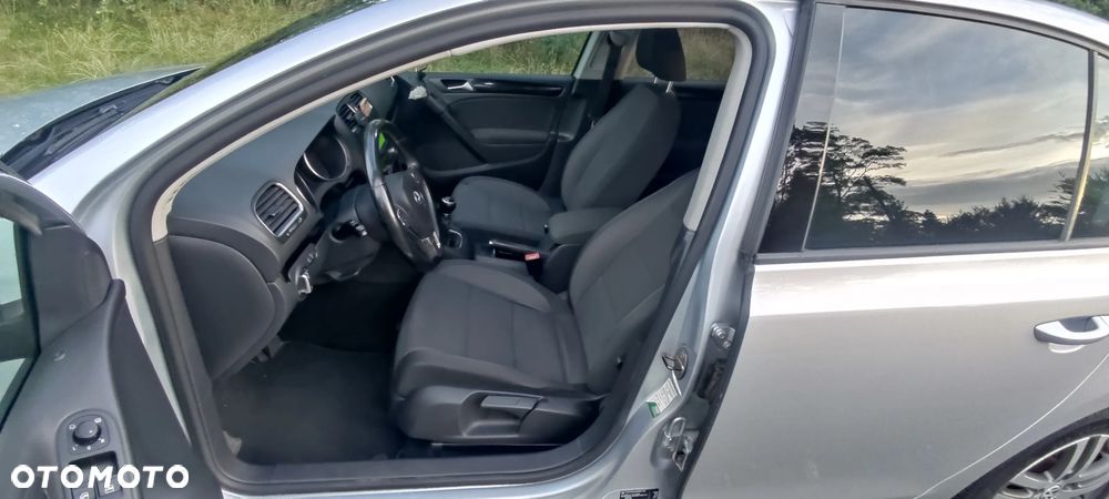 Volkswagen Golf 2.0 TDI Comfortline - 12