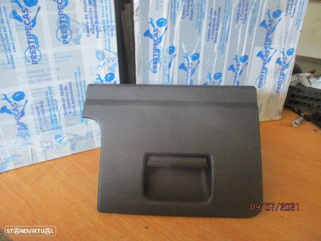 Porta Luvas 5K1857919D VW GOLF 6 2010 PRETO - 1