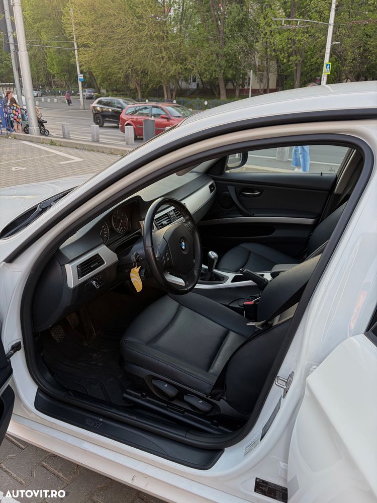 BMW Seria 3 318d - 6