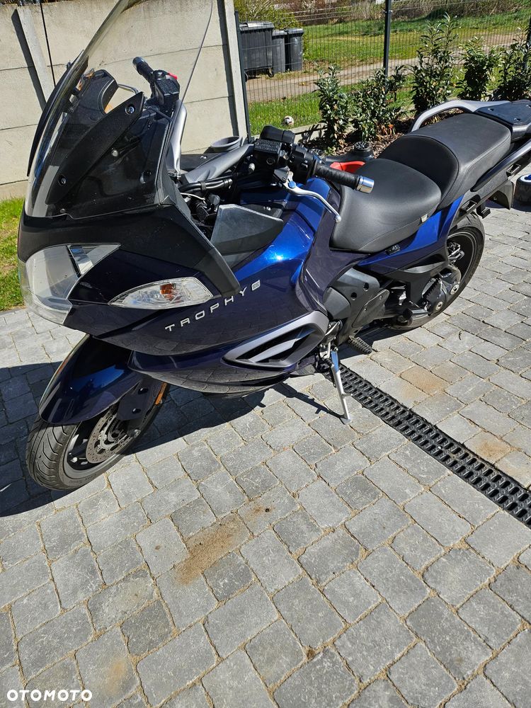 Triumph Trophy - 2