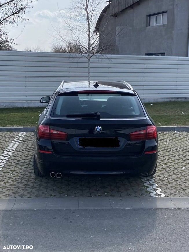 BMW Seria 5 525d Sport-Aut. - 11