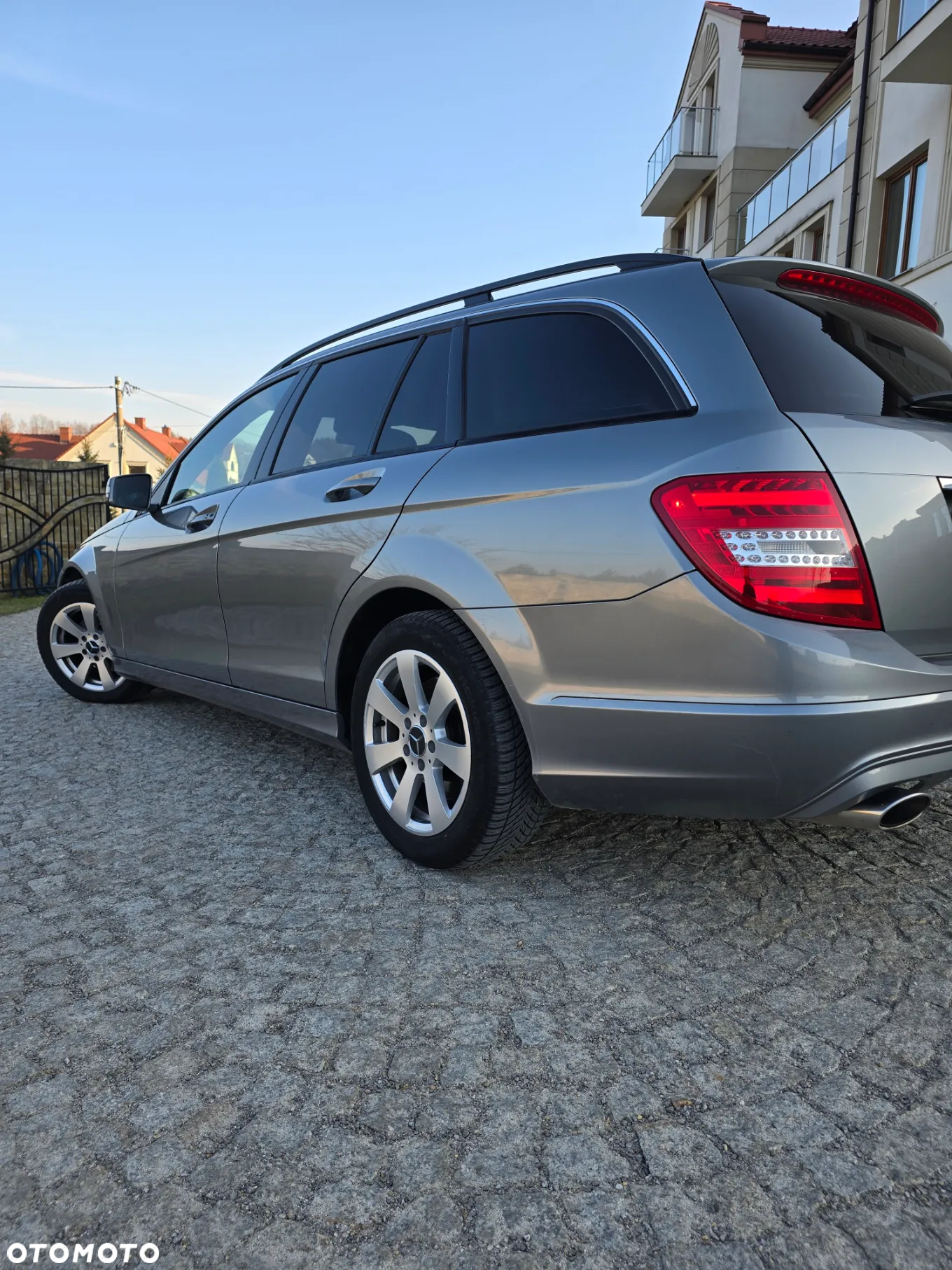 Mercedes-Benz Klasa C 250 T CDI DPF Automatik BlueEFFICIENCY - 3