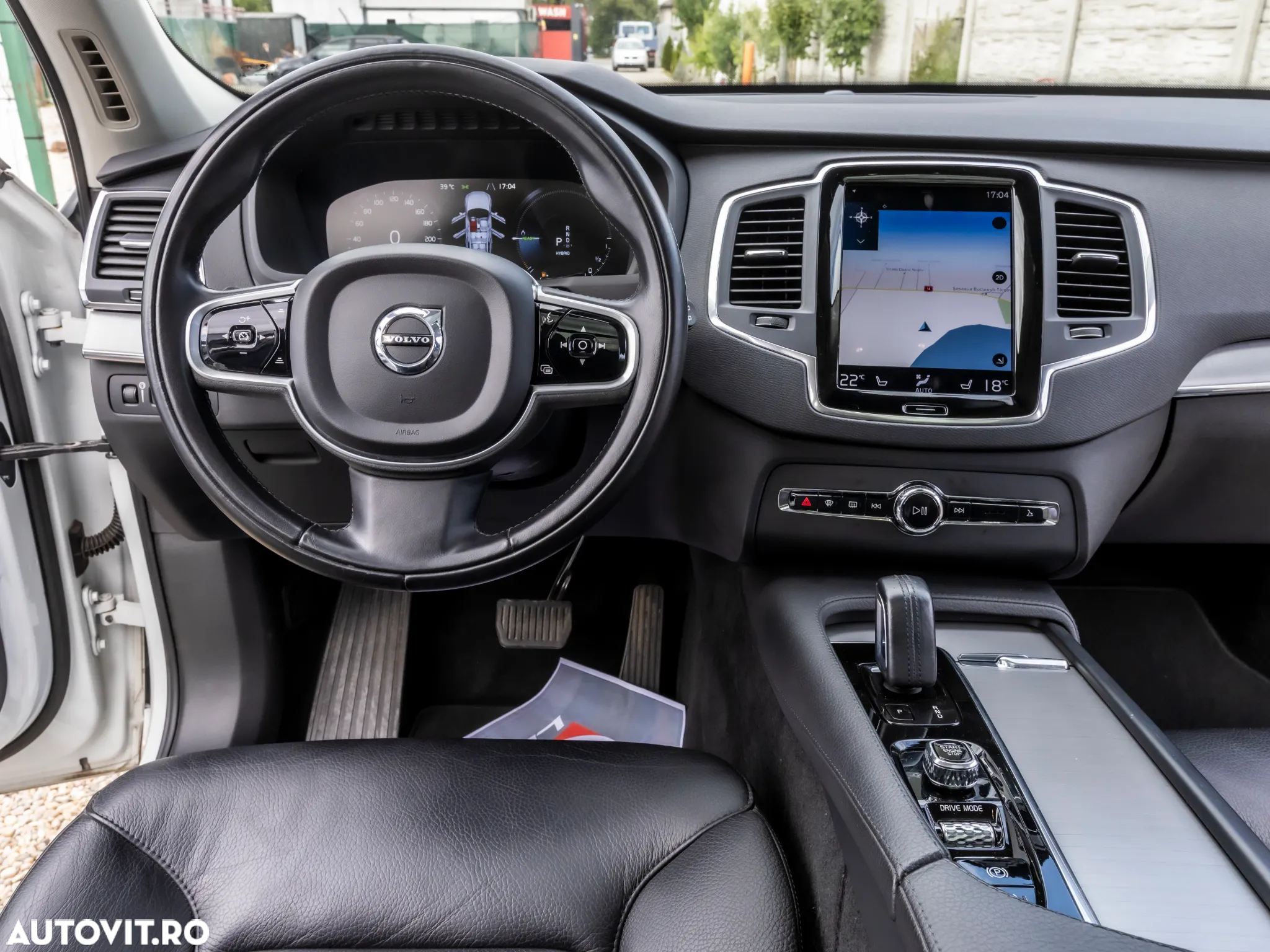 Volvo XC 90 T8 AWD Twin Engine Geartronic Momentum - 19