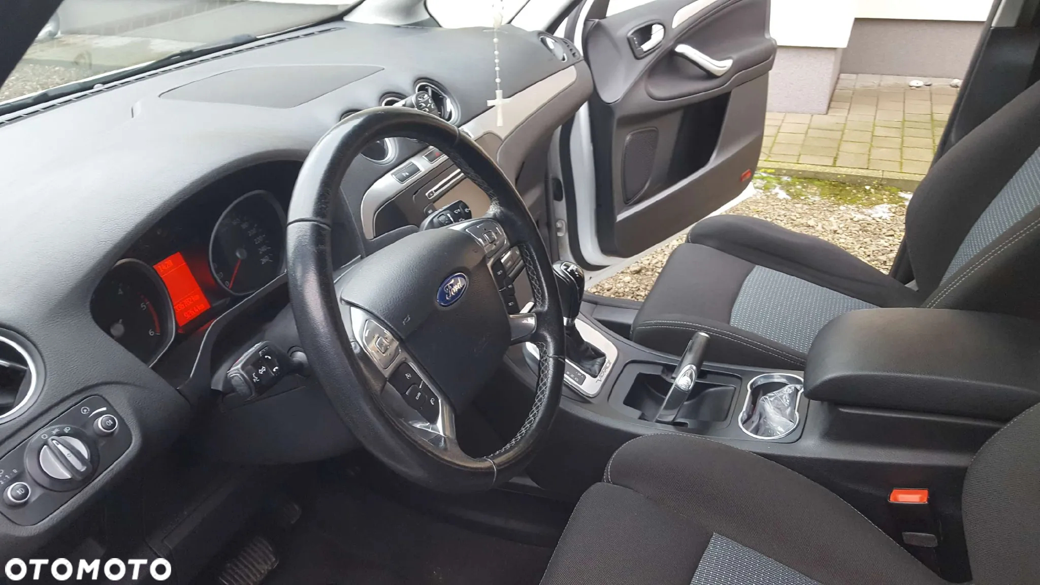 Ford S-Max - 5