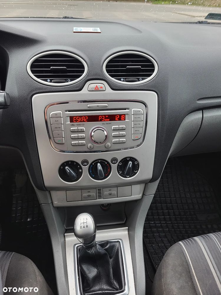 Ford Focus 1.6 Trend - 2