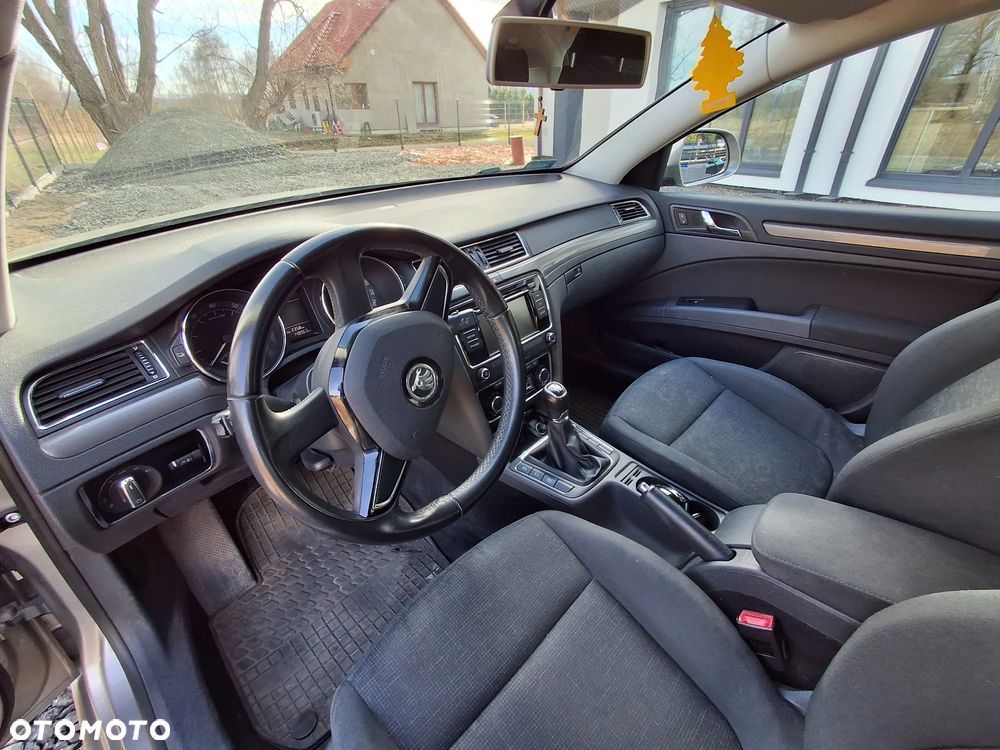 Skoda Superb 1.4 TSI Active - 6