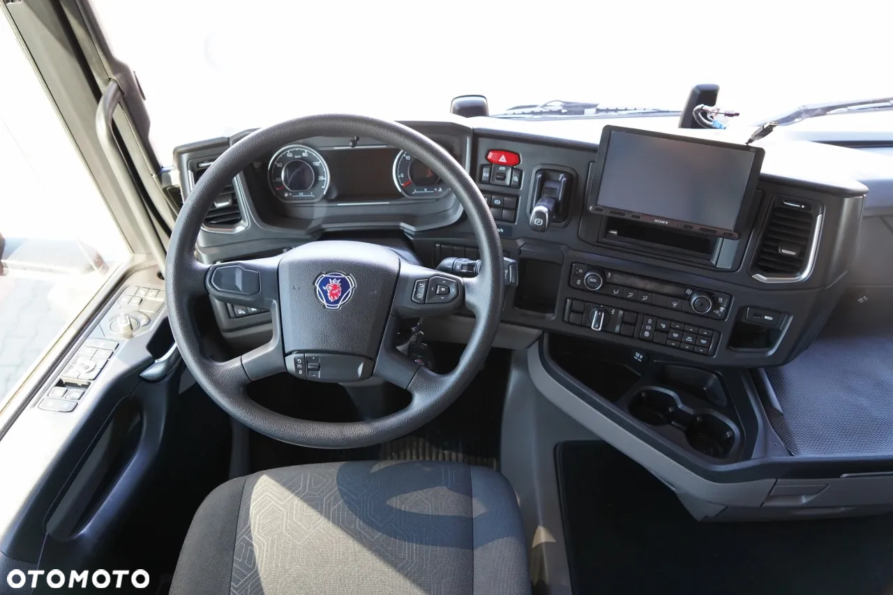 Scania R 450 / 2021 / NAVI / PO KONTRAKCIE SERWISOWYM / - 28