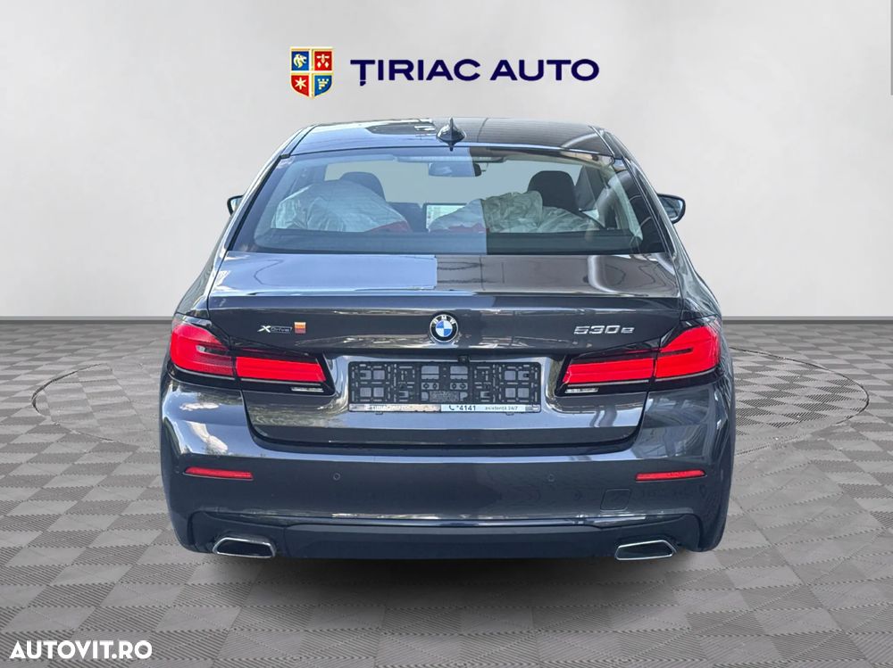 BMW Seria 5 530e xDrive AT PHEV - 4