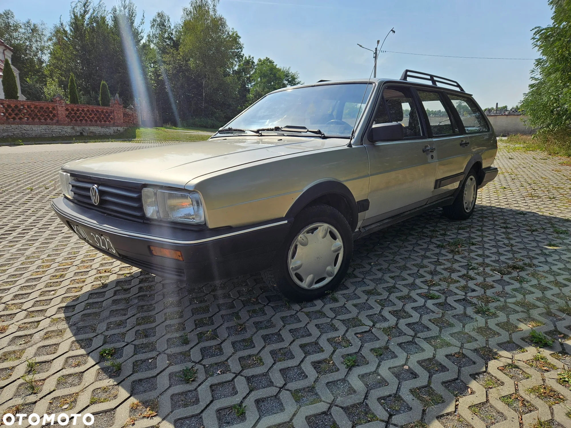 Volkswagen Passat - 8