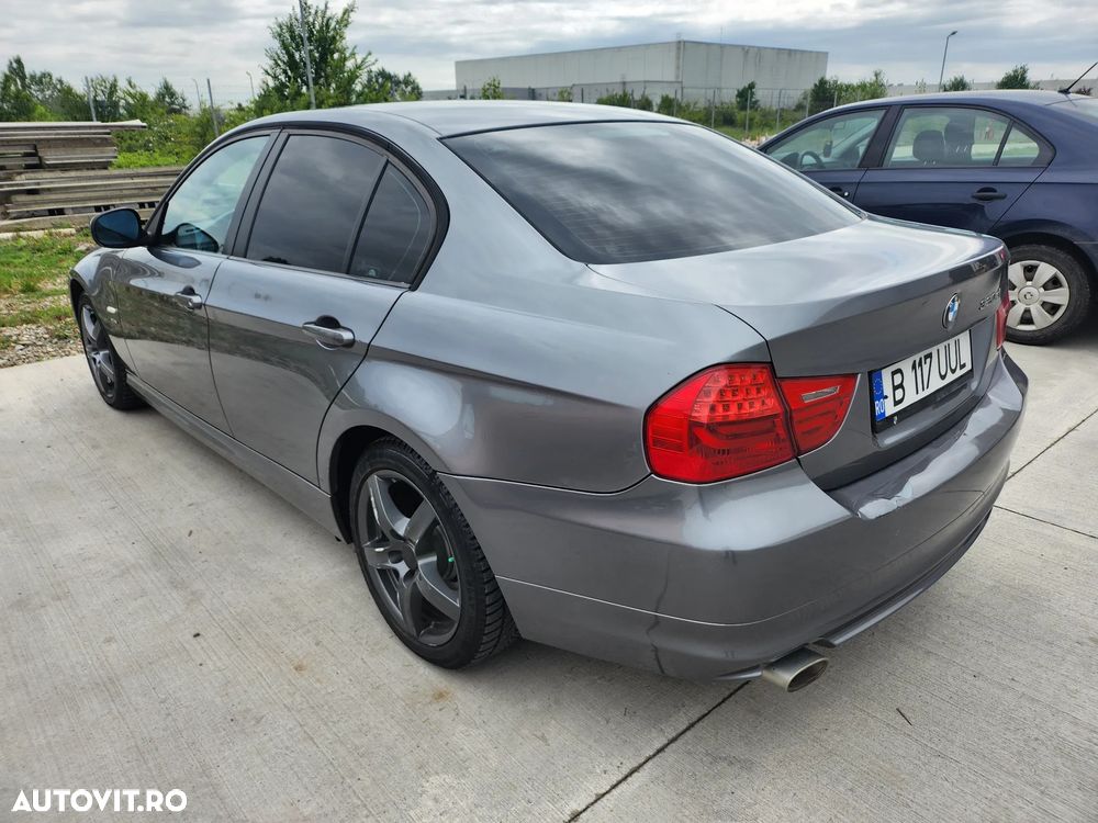 BMW Seria 3 320d xDrive - 4